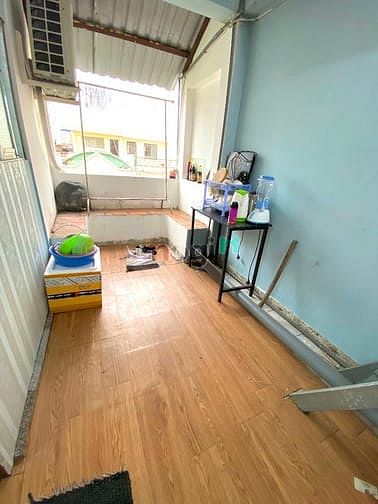 Hình ảnh Cho thuê chdv 2PN có ban công rộng 60m2