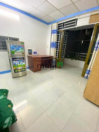 Hình ảnh Cho thuê chdv 2PN có ban công rộng 60m2