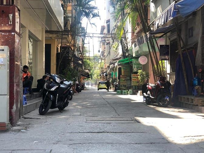Hình ảnh Chính chủ bán nhà tại Cầu Giấy, 5 tầng, MT 9m