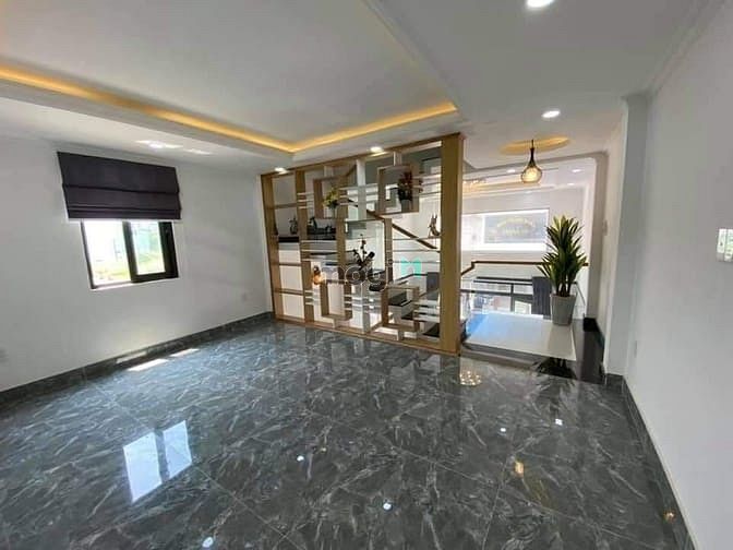 Hình ảnh Bán Nhà Phố 85 M2 Quận 12 4pn 4wc Đã Có Sổ
