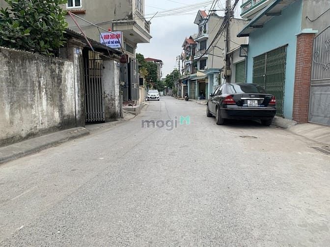 Hình ảnh Bán 53,2m đất tổ 13 Thạch Bàn, gần chợ Đồng Dinh, khu vực kinh doanh