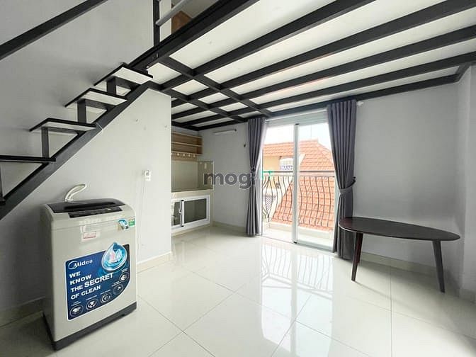 Hình ảnh Cho Thuê Căn Hộ Dịch Vụ Quận 7 2 ban công