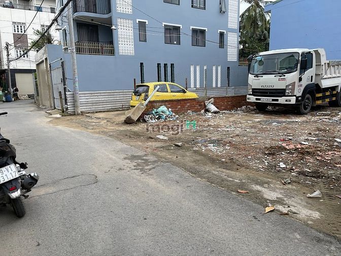 Hình ảnh Đất 1 xẹt Đường 11, Dt đất 4.5x14m. Đường 6m dân trí cao. Giá ngộp