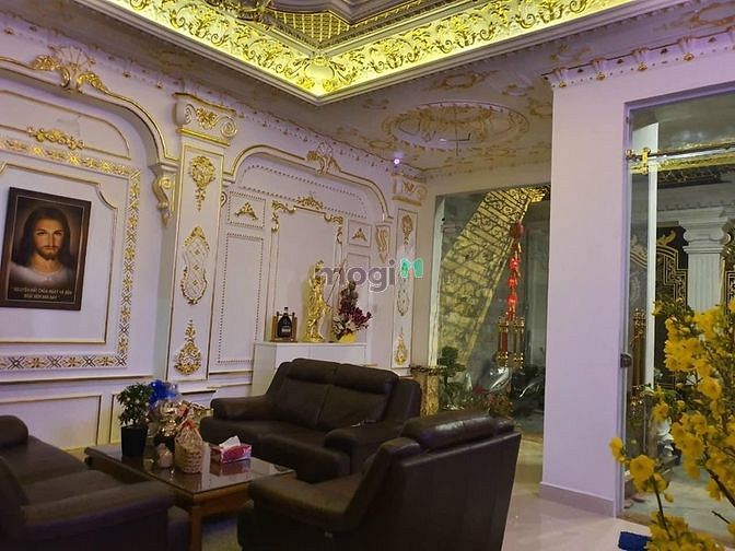 Hình ảnh Biệt thự siêu sang dát vàng đường 10m Cách Mạng Tháng 8, Tân Bình
