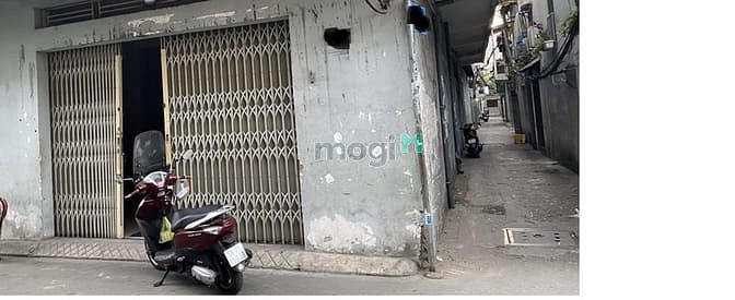 Hình ảnh Cho thuê làm kho, trống suốt, 6*26, 160m2, Tân Bình
