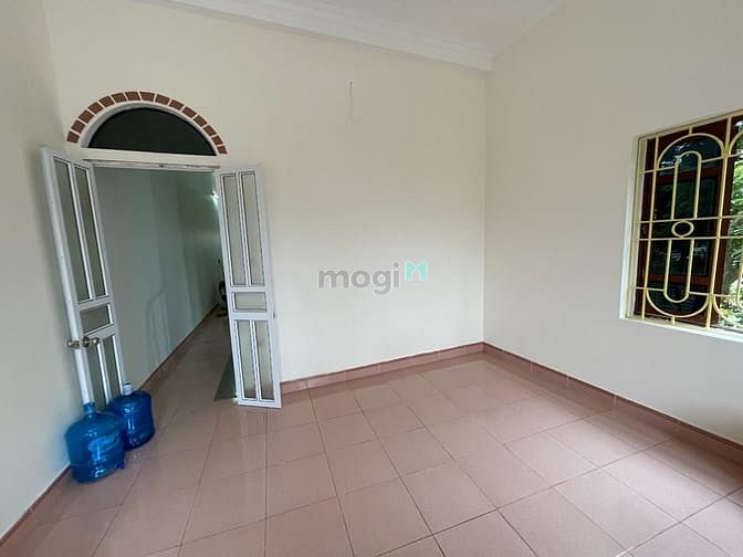 Hình ảnh Nhà Tràng An Chúc Sơn 3 tầng, Lô góc 70m, ô tô tải đỗ cửa, 1.87 tỷ