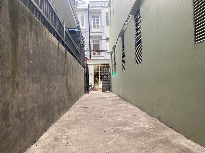 Hình ảnh Bán 64,7m ngõ 83 Kẻ Tạnh, tặng nhà cấp 4 mới xây được 2 năm
