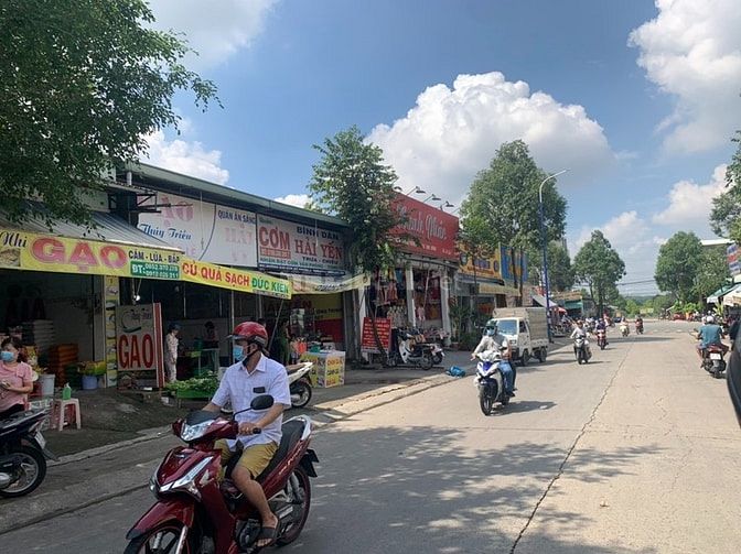 Hình ảnh Vợ chồng tôi cần bán 2 lô đất 599m2 thổ cư 100% tại TP Bình Dương.