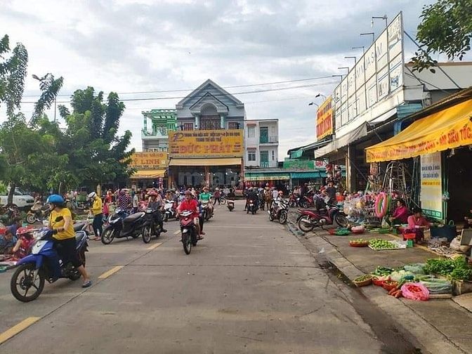 Hình ảnh Vợ chồng tôi cần bán 2 lô đất 599m2 thổ cư 100% tại TP Bình Dương.
