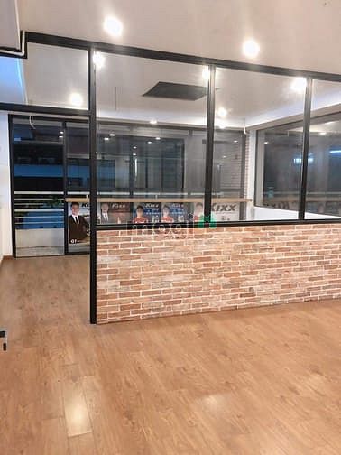 Hình ảnh Cho thuê hẻm 8m 152/8 Thành Thái Q10 5x20m 3L 36 triệu