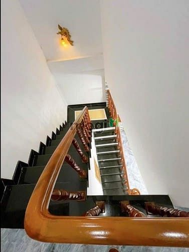Hình ảnh Chủ Gửi Bán Nhà Phan Văn Hớn DT, 44m2 Gía 1tỷ550tr, SHR.
