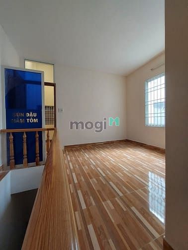 Hình ảnh Cho thuê nhà nguyên căn sát hai bên chung cư