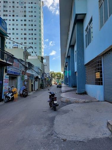 Hình ảnh Cho thuê nhà nguyên căn sát hai bên chung cư