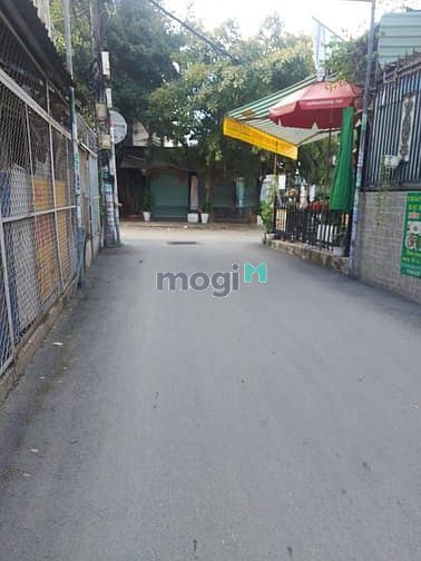 Hình ảnh Bán nhà sát Emart Phan Văn Trị 72m2 có sân để 7 chỗ giá chỉ 6 tỷ