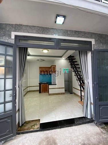 Hình ảnh NHÀ GIÁ RẺ ( hẻm an ninh , tiện lợi)