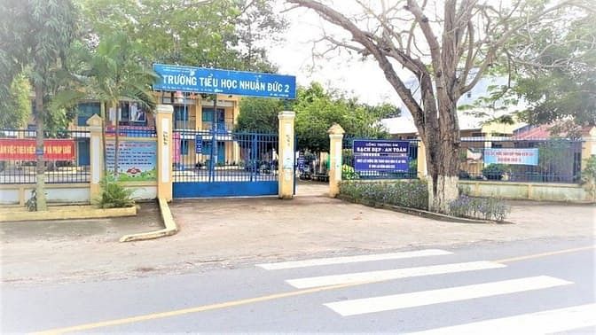 Hình ảnh Chính chủ cần bán gấp 2 lô đất 5600m2 đất vườn và 669m2 đất thổ cư.