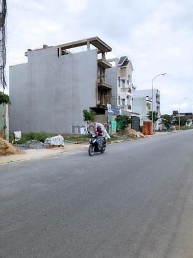 Hình ảnh Bán lô đất 5mx17m Ngay mặt tiền số 7. Đối diện KCN Pouuyen