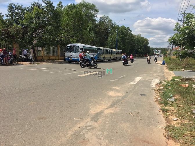 Hình ảnh Bán đất ngay Siêu Thị GS. 300m2 ( 10x30m ) đất Thổ cư Sổ Riêng