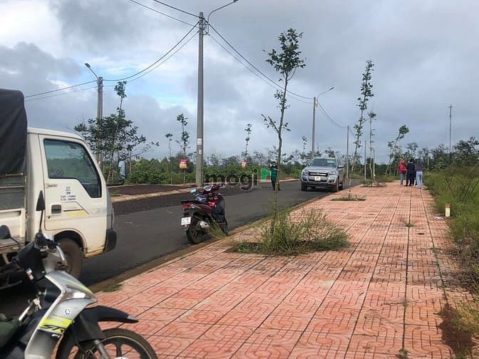 Hình ảnh Bán đất nền sổ đỏ liền kề FLC Dak Lak chỉ 8 triệu/m2