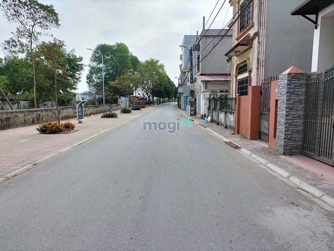 Hình ảnh Bán lô đất trục chính An Lạc, TT Trâu Quỳ, Gia Lâm