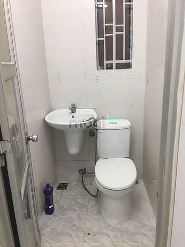 Hình ảnh Nhà bán gấp Xóm Chiếu phường 14 Q4