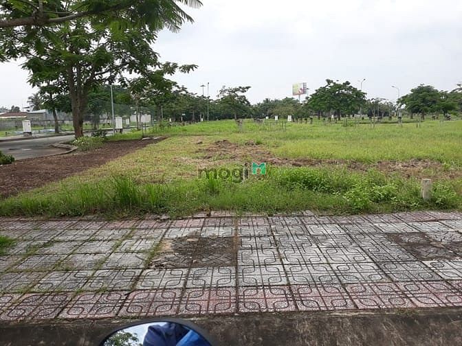 Hình ảnh Bán Đất Xã Phú Hòa Đông, Huyện Củ Chi 10m x 70m, DT: 700m2 giá: 5.2 tỷ