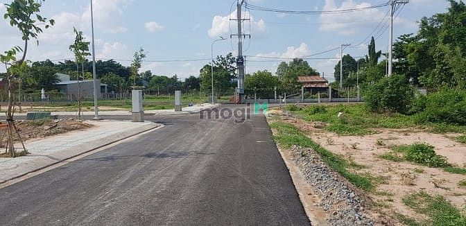 Hình ảnh Bán Đất Xã Phú Hòa Đông, Huyện Củ Chi 10m x 70m, DT: 700m2 giá: 5.2 tỷ