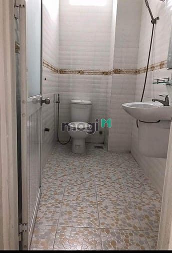 Hình ảnh Nhà 4 tầng, SÁT CHỢ TÂN BÌNH-HẺM XE TẢI 7m Lạc Long Quân Tân Bình 78m2