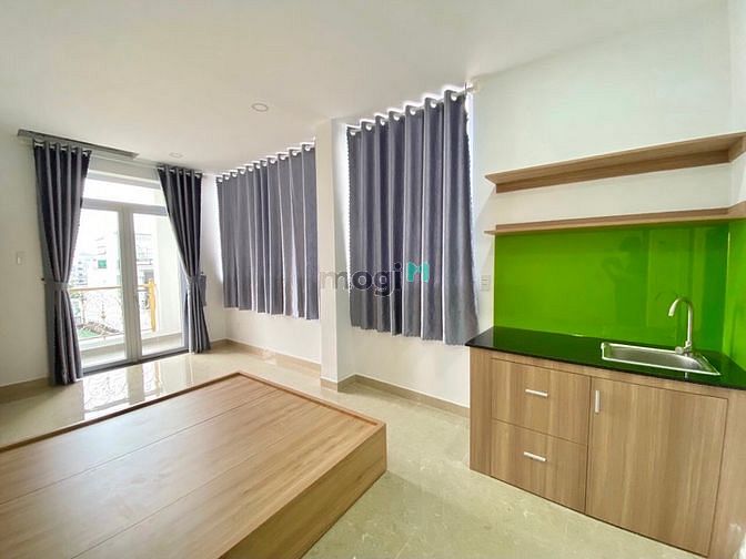 Hình ảnh Studio giá rẻ có cửa sổ lớn gần chợ , siêu thị, trường học, trạm y tế
