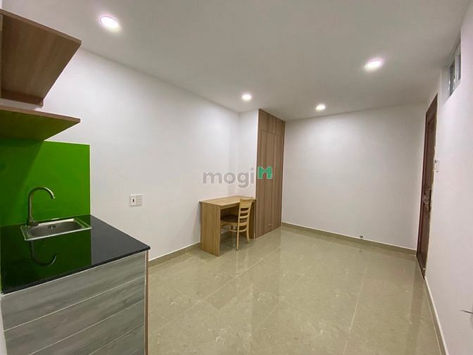 Hình ảnh Studio giá rẻ có cửa sổ lớn gần chợ , siêu thị, trường học, trạm y tế