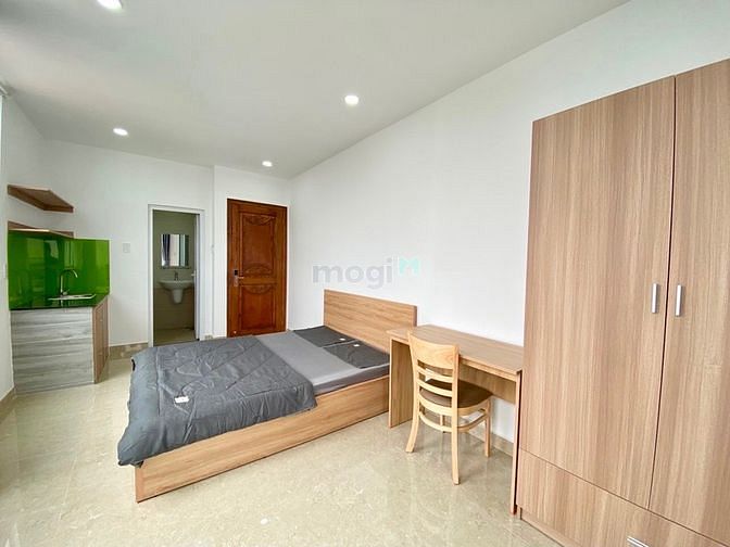 Hình ảnh Studio giá rẻ có cửa sổ lớn gần chợ , siêu thị, trường học, trạm y tế