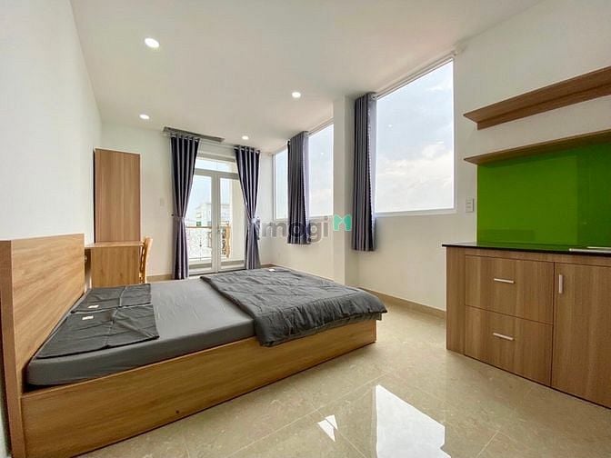 Hình ảnh Studio giá rẻ có cửa sổ lớn gần chợ , siêu thị, trường học, trạm y tế