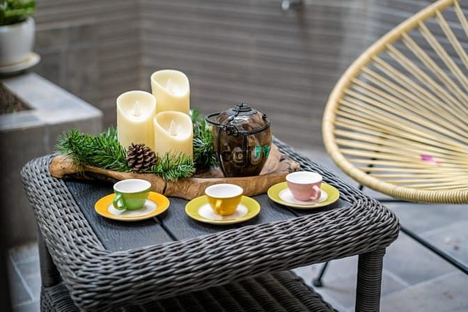 Hình ảnh Hifriendz hỗ trợ cọc studio có sân vườn rộng rãi