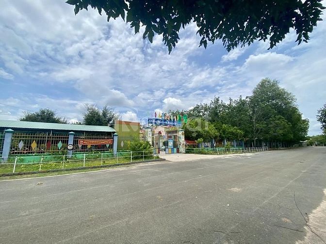 Hình ảnh Cần Bán 1 Sào Đất gần TP Đồng Xoài Sổ Riêng giá 250 triệu