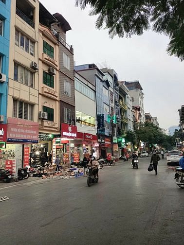 Hình ảnh Bán Đất Cầu Giấy,Sát chợ Xanh, 2 mặt ô tô, Kinh doanh , 46m2, 5,4 tỷ.
