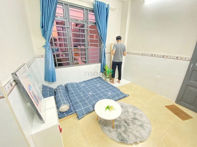 Hình ảnh CHDV giá siêu ưu đãi có cửa sổ giếng trời ngay chợ Phạm Văn Bạch TB