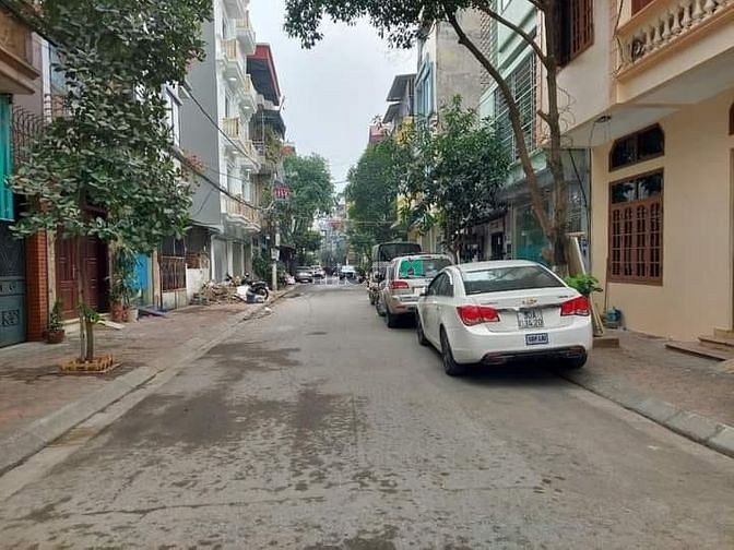 Hình ảnh Phân Lô - Ô tô tránh - Bán đất khu 918 Phúc Đồng, dân trí cao, an sinh