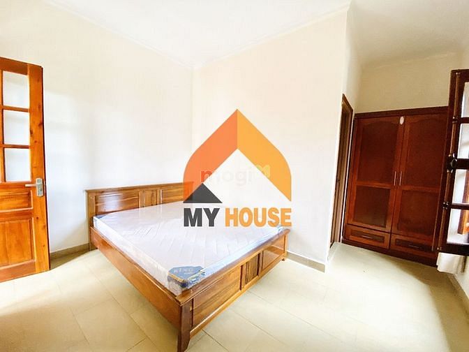 Hình ảnh Cho thuê Villa kiến trúc cổ xưa của Pháp giữa lòng Quận 2