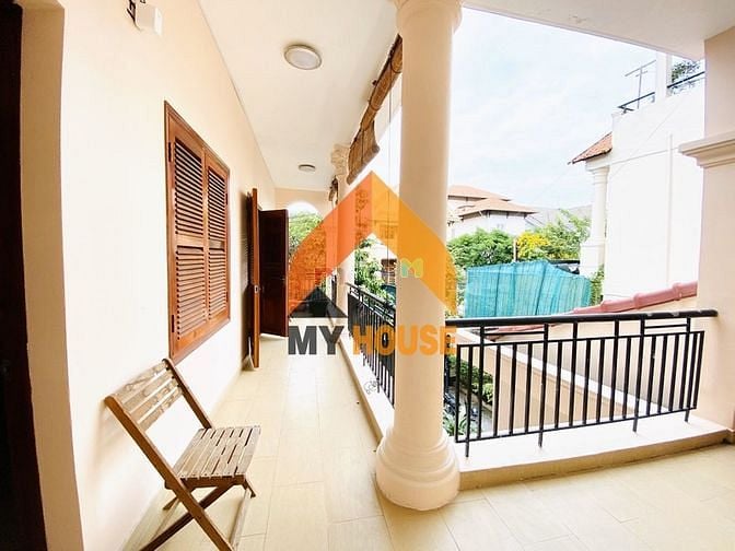 Hình ảnh Cho thuê Villa kiến trúc cổ xưa của Pháp giữa lòng Quận 2
