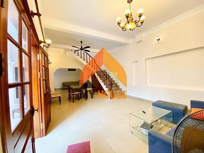 Hình ảnh Cho thuê Villa kiến trúc cổ xưa của Pháp giữa lòng Quận 2