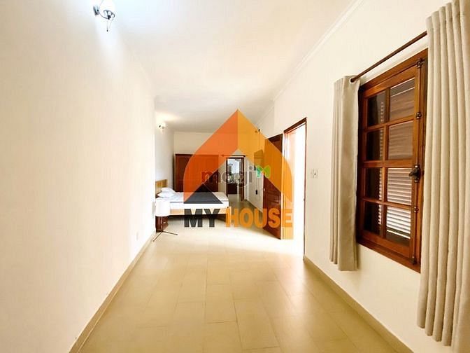 Hình ảnh Cho thuê Villa kiến trúc cổ xưa của Pháp giữa lòng Quận 2