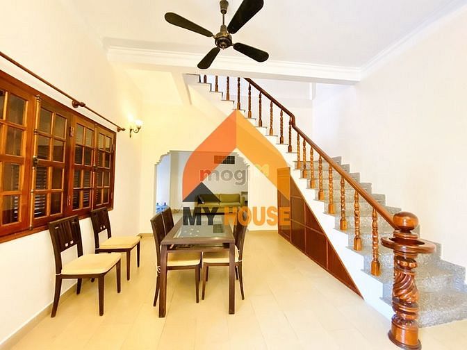 Hình ảnh Cho thuê Villa kiến trúc cổ xưa của Pháp giữa lòng Quận 2