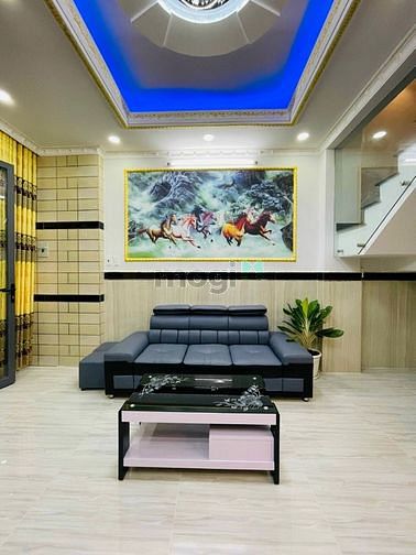 Hình ảnh Nhà cơ cấu tốt ngay Đường Số 385 Sổ riêng