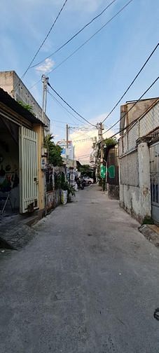 Hình ảnh Nhà bán Quận 12 - HXH - 2 Tầng - 51M2 - 2,7 Tỷ.