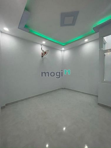 Hình ảnh Nhà bán gấp hẻm 619 Hưng Phú phường 9 Q8
