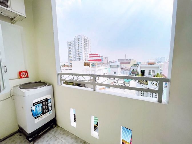 Hình ảnh Cho Thuê Căn Hộ Studio Ban Công 30m2 Mới Tinh Q.Tân Phú