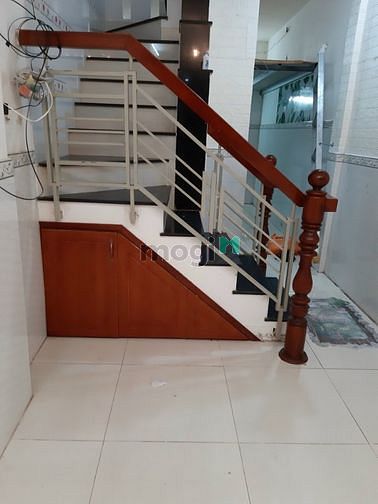 Hình ảnh Bán gấp căn 1 trệt 1 lầu Đường Lưu Chí Hiếu