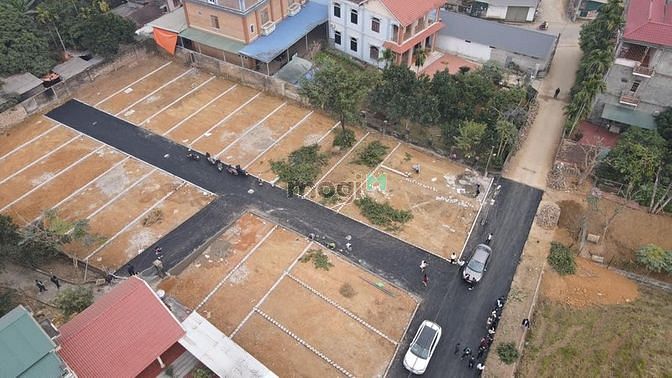 Hình ảnh Trục chính Tân Xã Thạch Thất giá nhỉnh 1 tỷ - 60m2 full thổ cư