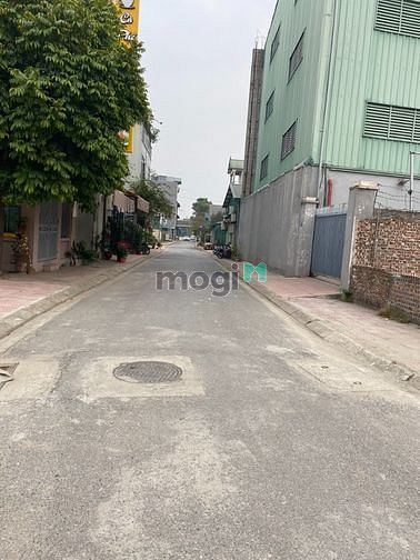Hình ảnh Bán 215m đất đấu giá X2 Hồ Đầm Tranh, Cự Khối, mặt tiền 14m