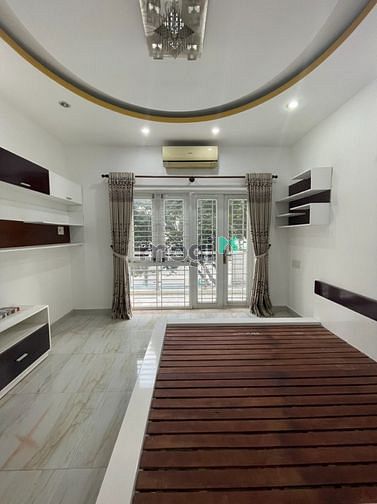 Hình ảnh Nhà cho thuê MT Tên Lửa , 3.5 tấm , có sẵn nội thất , mới đẹp